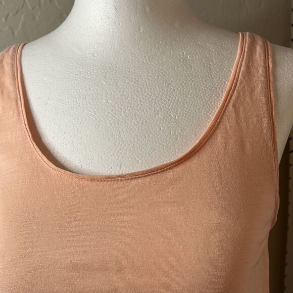 H&m pink tank top with flowey bottom size extra small. Short length. Lightweight - Picture 2 of 9